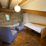 Maison De Village